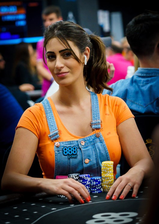 Вивиан Салиба