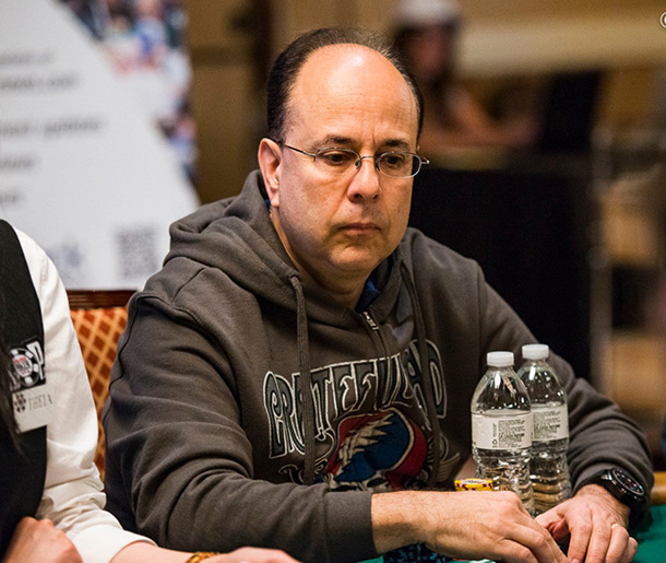 Роберт Варкони