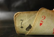 Чек в покере – значение, применение в тактических приемах