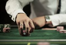 Колл в покере – понятие, как использовать решение в торгах